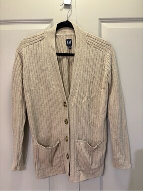 GAP Beige Button-Up Cardigan Size X-Small
